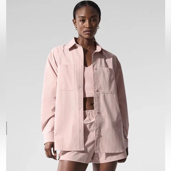 Alo Yoga Pinstripe Daylight Button Down Long Sleeve Pink Quartz/Ivory S - Picture 1 of 6